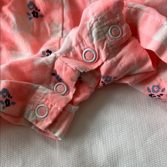 Carter's Pink and White Checkered Baby Romper 9M - Picture 3 of 5